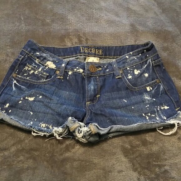 Bleach splatter distressed denim booty shorts sz 1 - Picture 1 of 4